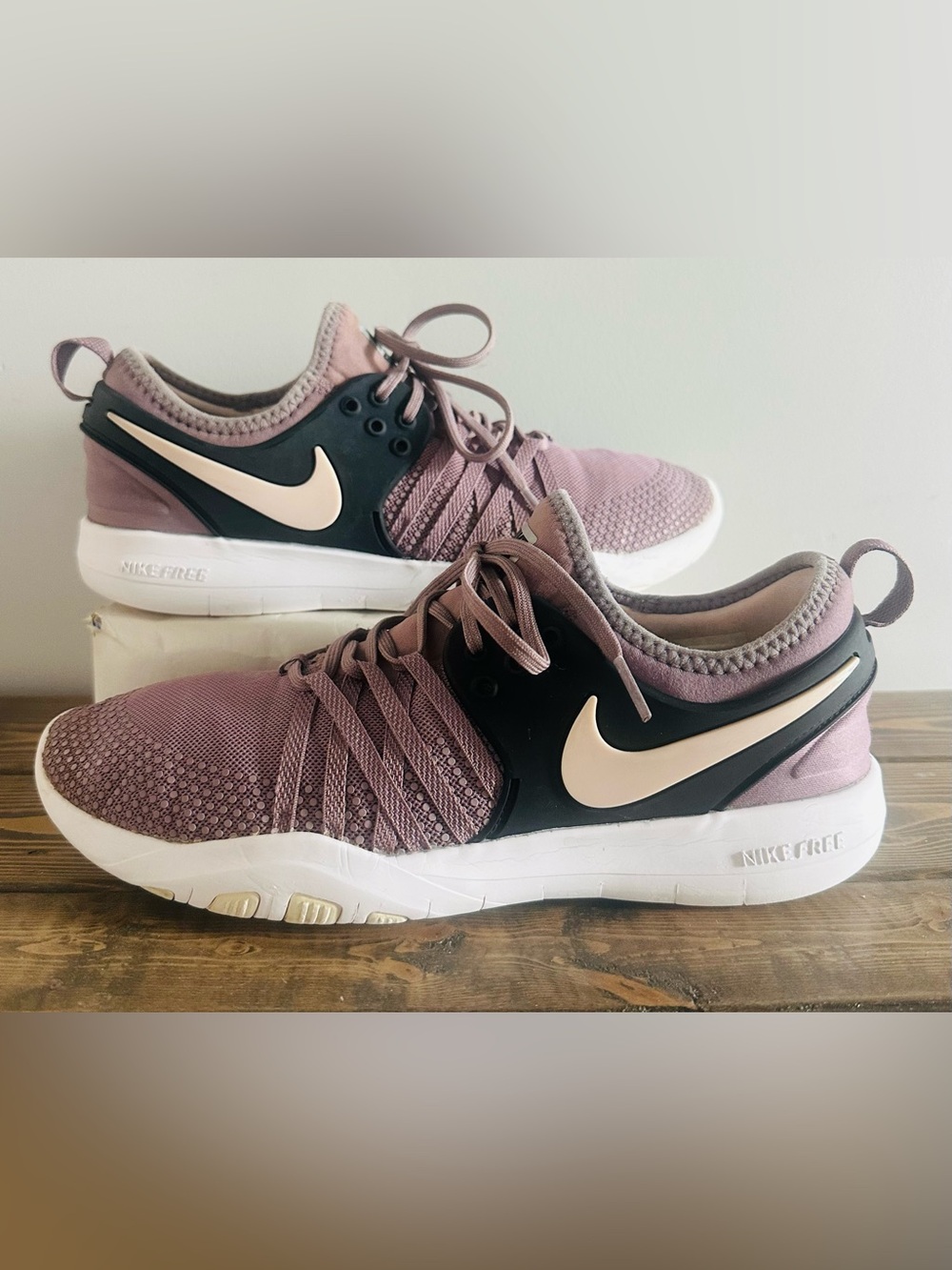 Nike Free Women Bionic Running Training Shoes 921061-200 Sneakers TR 7 Size 8